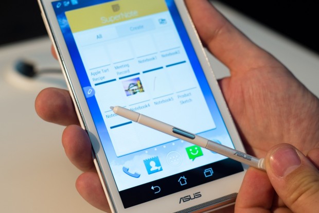 Fonepad Note 6 von Asus (Bild: Fabian Hamacher/Golem.de)